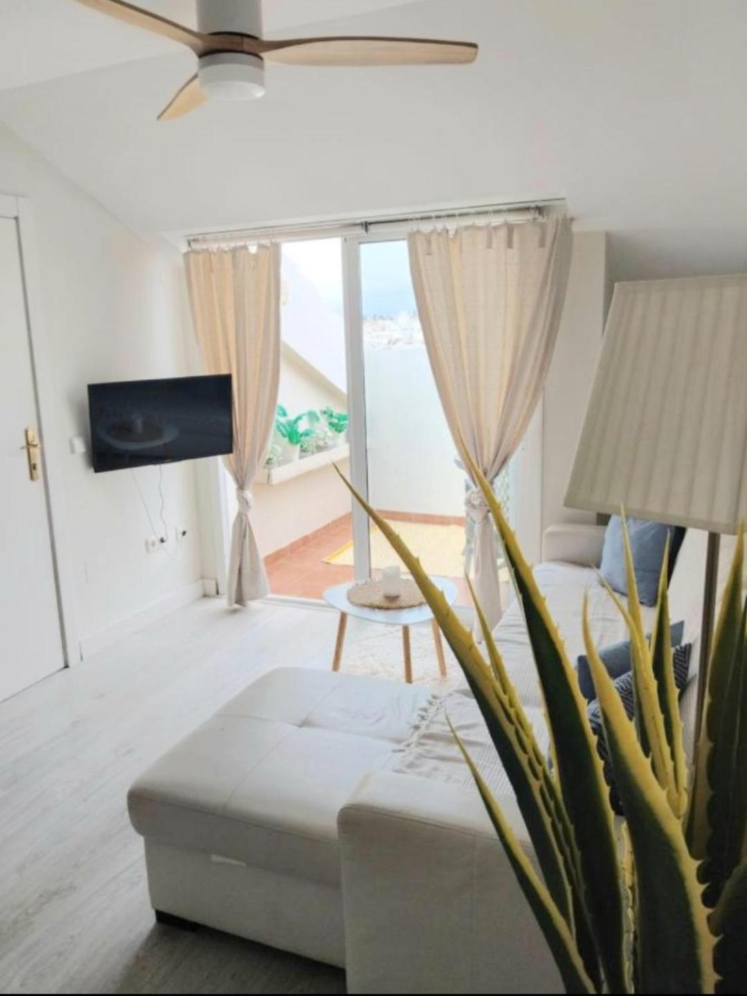 New City Penthouse Near Beach With Sunny Balcony Fuengirola Luaran gambar