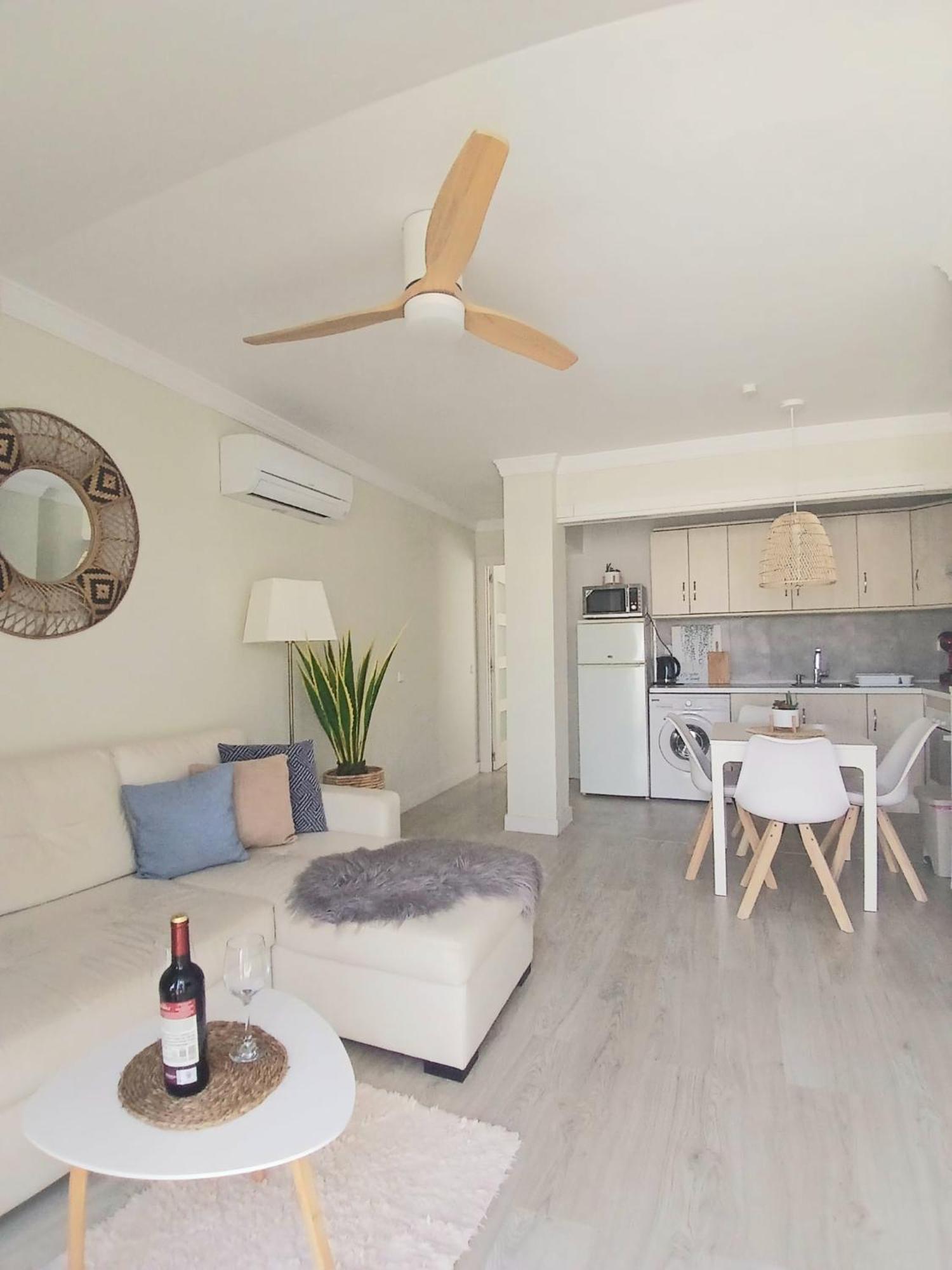 New City Penthouse Near Beach With Sunny Balcony Fuengirola Luaran gambar